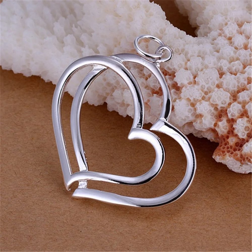 Beautiful Double Heart Pendant And Necklace 18" Long, .925 Sterling Silver - Picture 2 of 4